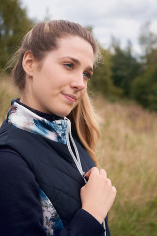 Pure Golf Amber Quilted Gilet  - Stone Canvas collection - Navy